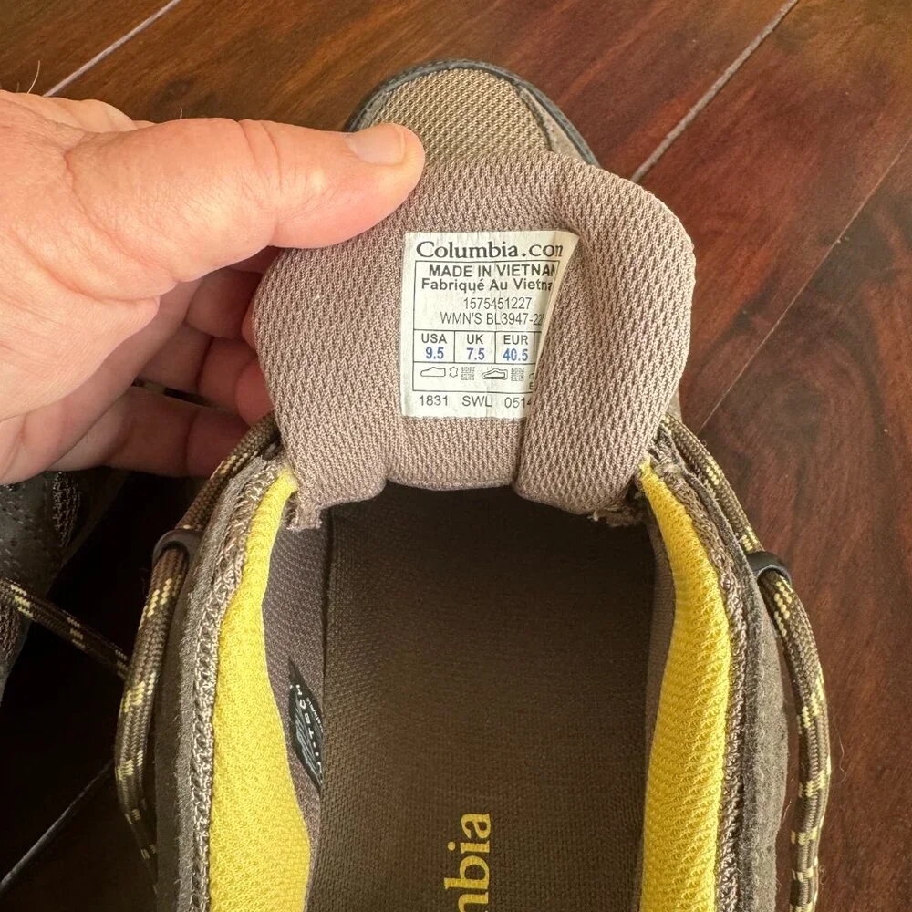 Columbia Redmond Waterproof Hiking Shoes, Size 9.5 Women's Brand New - Picture 7 of 8